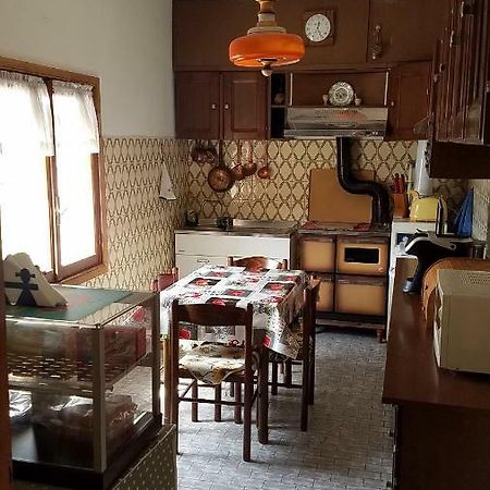 Casa Vacanze Da Oscar Villa Triora Luaran gambar